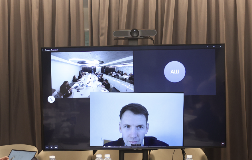 Заведующий отделом природопользования и развития зелёной экономики НИЭИ Министерства экономики Республики Беларусь Александр Шушкевич выступает на презентации рейтинга циркулярной трансформации субъектов РФ " ИНФРАГРИН_РЕ_3"