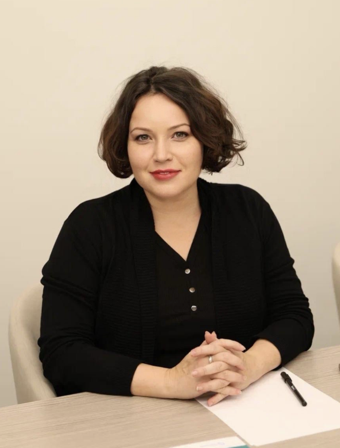 Автор проекта «Центр циркулярного дизайна» Анастасия Крылова выступает на презентации рейтинга циркулярной трансформации субъектов РФ " ИНФРАГРИН_РЕ_3"