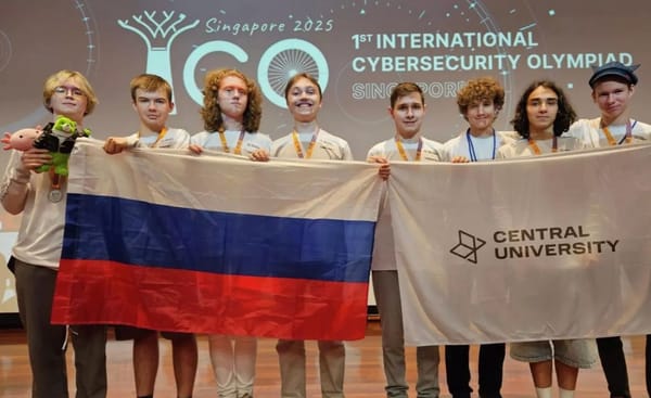 Мастера кибербезопасности: от российских школьников до участников ПМЭФ