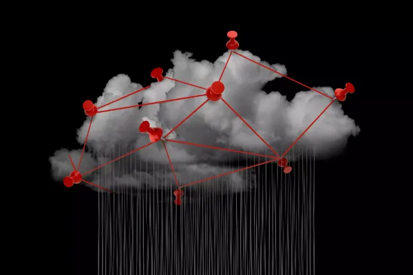 Засеять облака и не умереть: как климатические технологии создают дожди, риски и мифы